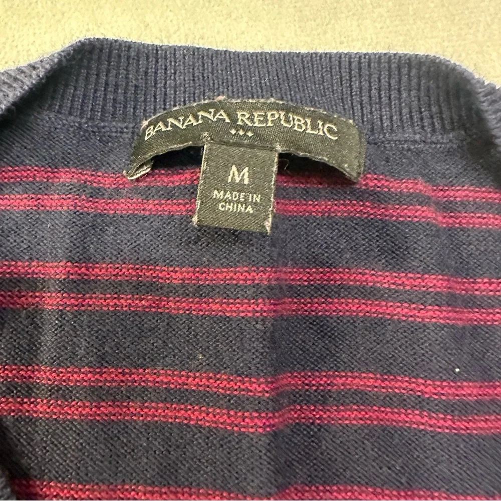 Banana Republic Men's Striped Crewneck Sweater - Navy and Red‎